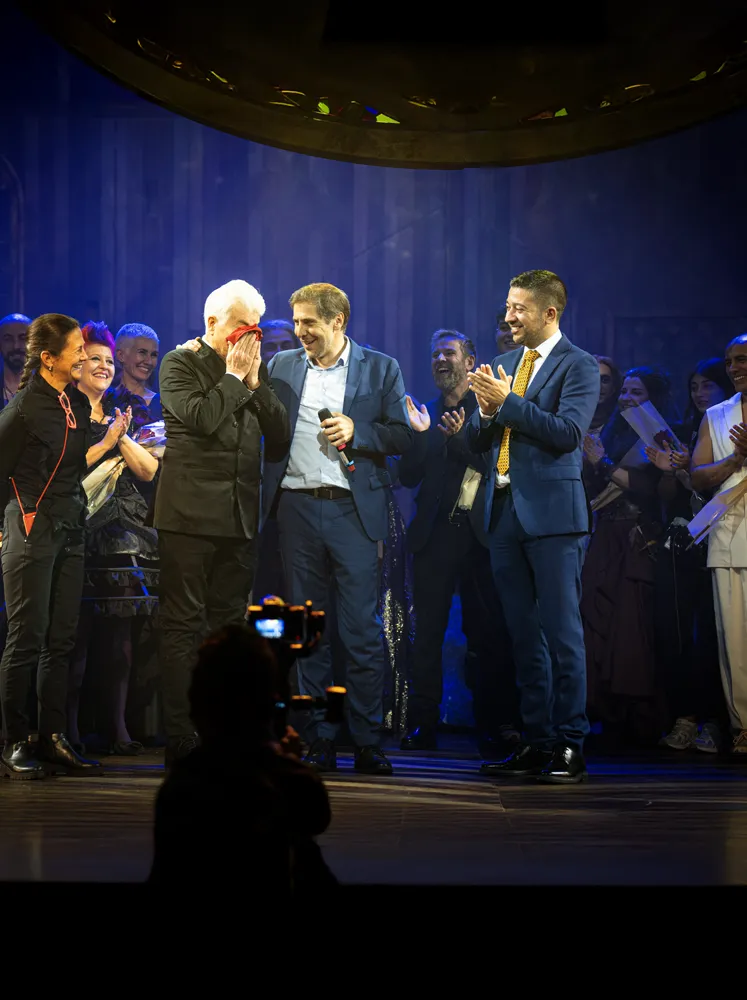 Ken Follett en el estreno