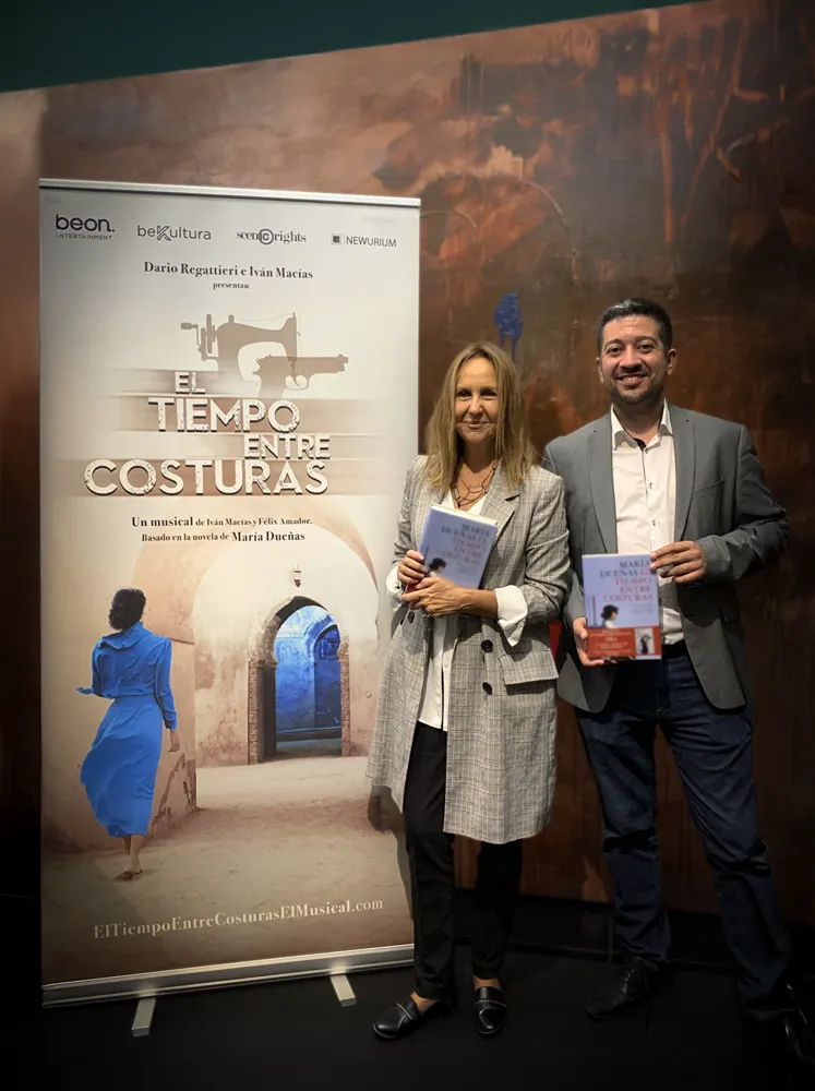 Con María Dueñas